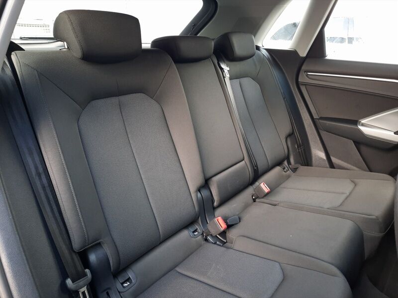 More views of Audi Q3