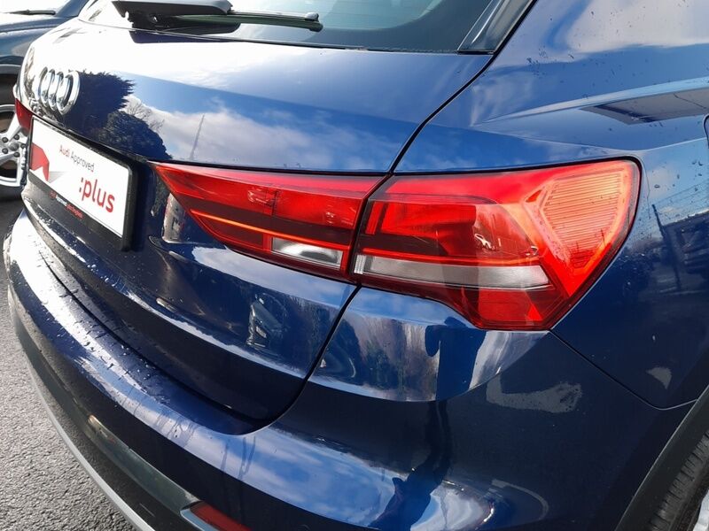 More views of Audi Q3