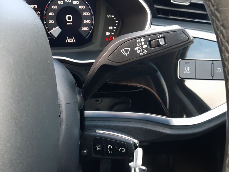 More views of Audi Q3