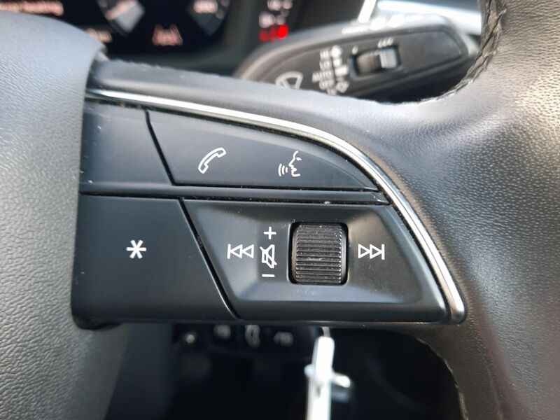 More views of Audi Q3