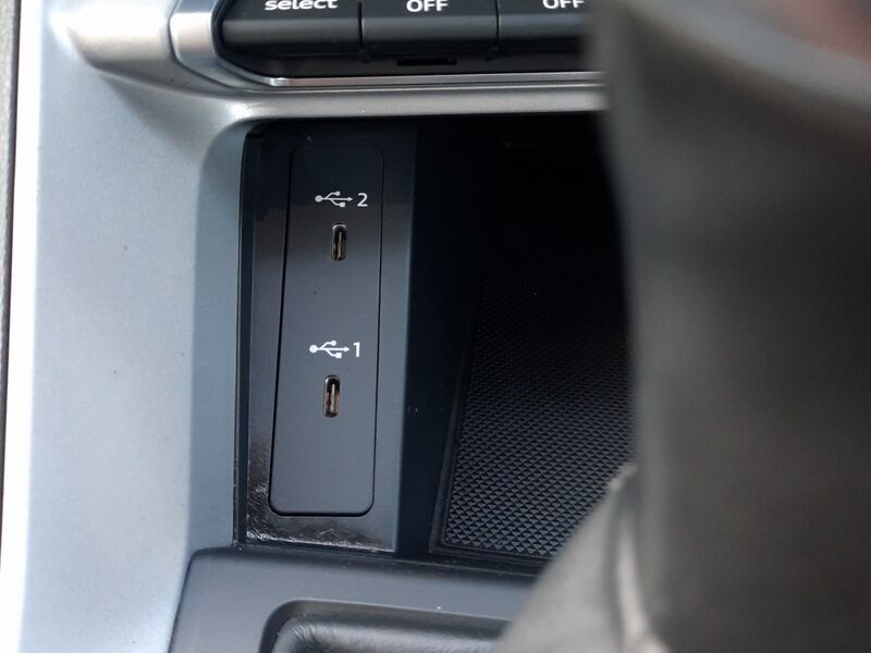 More views of Audi Q3