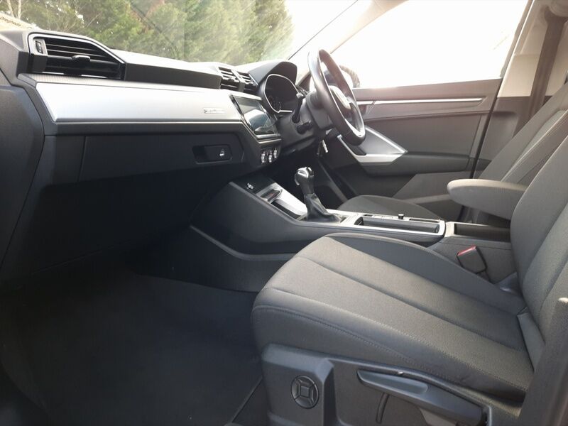 More views of Audi Q3