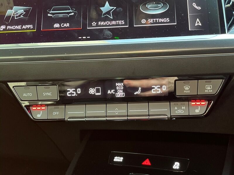 More views of Audi Q4 e-tron