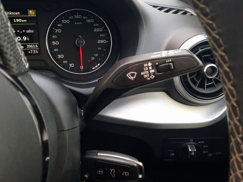 More views of Audi Q2