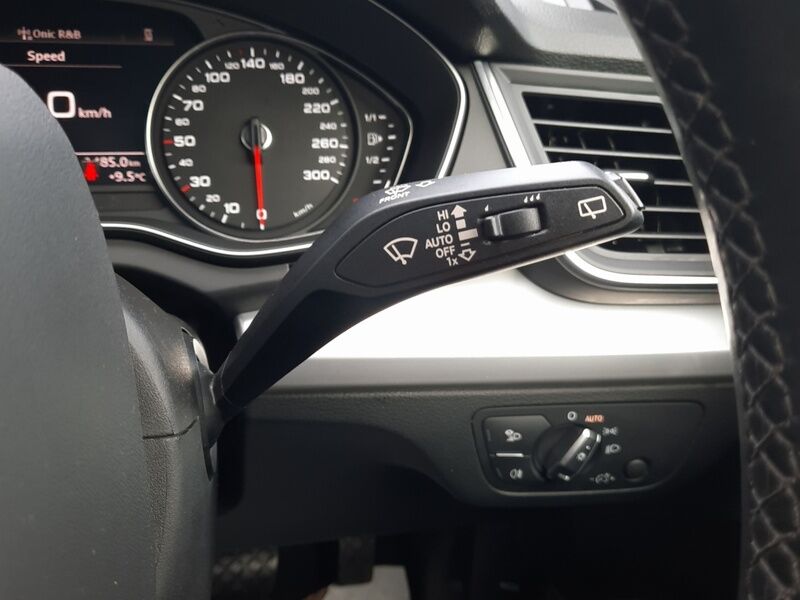 More views of Audi Q5