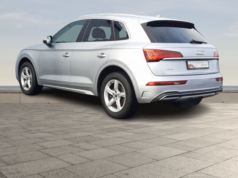 More views of Audi Q5