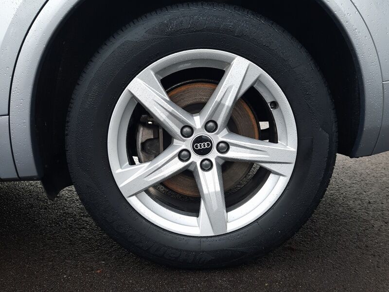 More views of Audi Q5