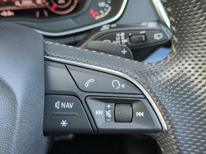 More views of Audi Q5