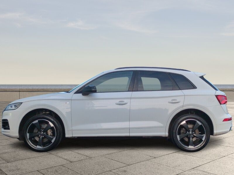 More views of Audi Q5