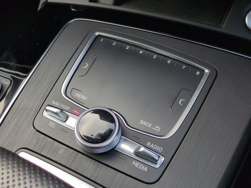 More views of Audi Q5