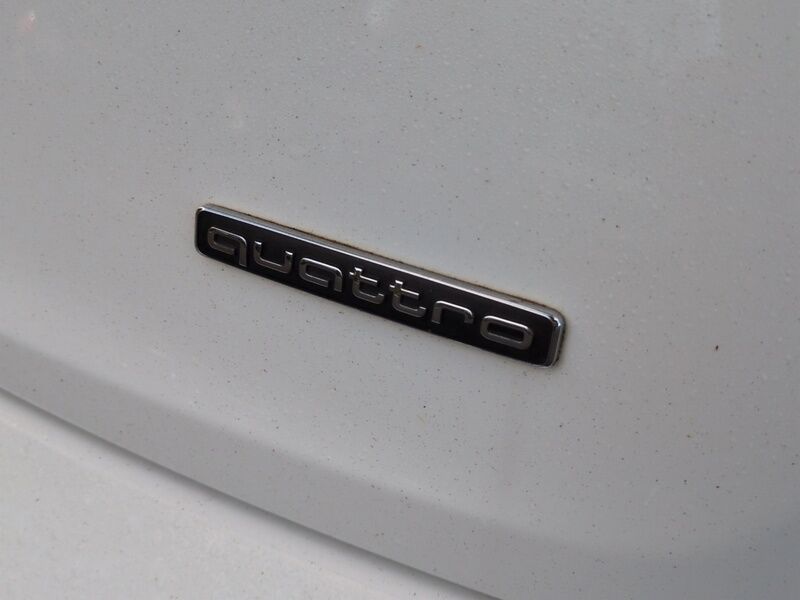 More views of Audi Q5