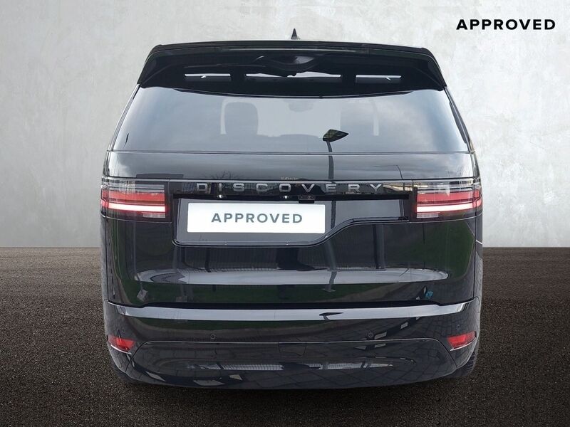 More views of Land Rover Discovery