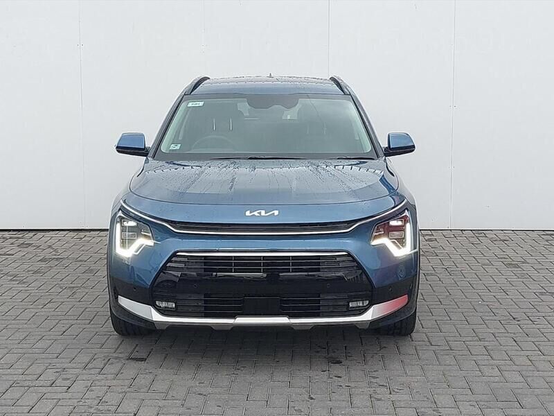 More views of Kia Niro