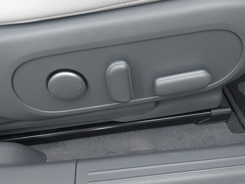 More views of Hyundai IONIQ 5