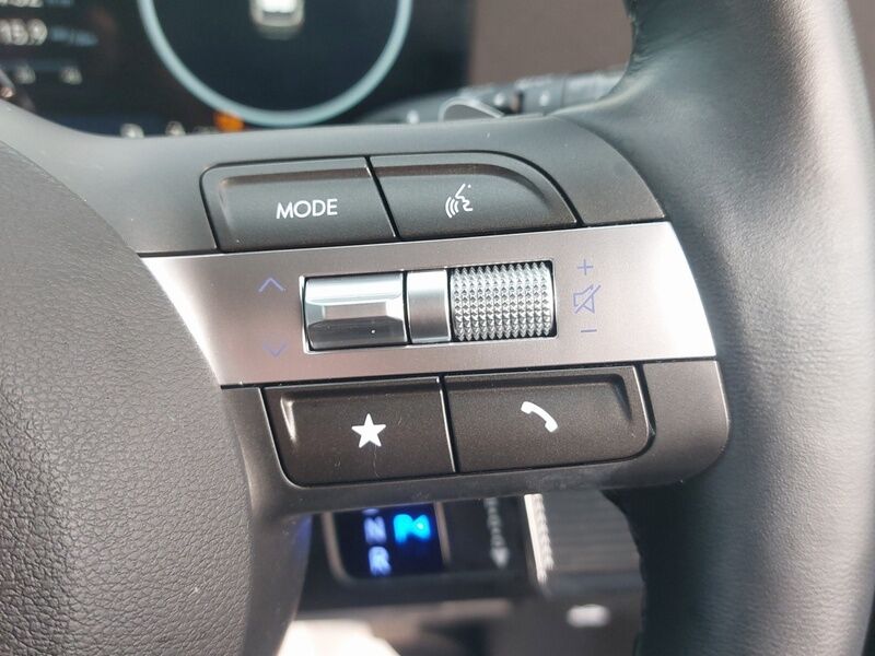 More views of Hyundai KONA