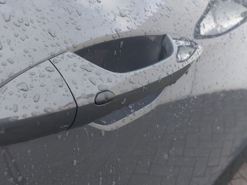 More views of Hyundai KONA