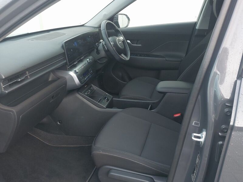 More views of Hyundai KONA