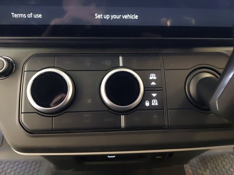 More views of Land Rover Defender