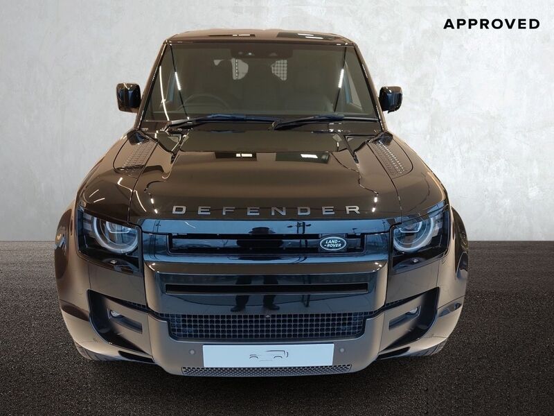 More views of Land Rover Defender