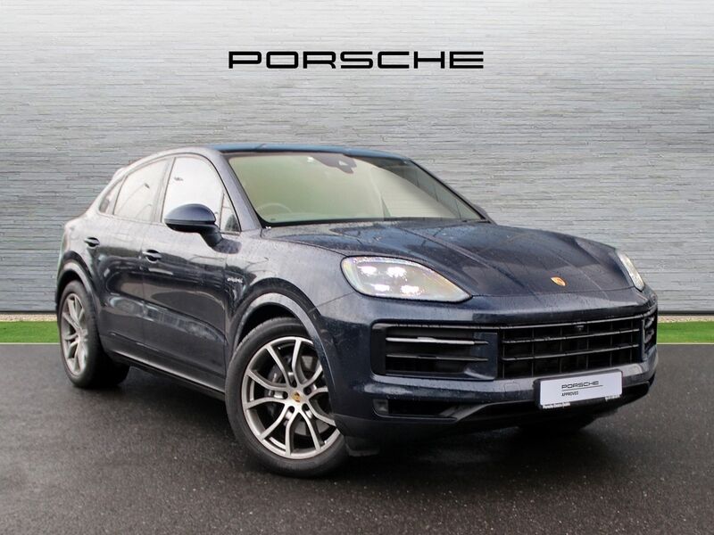 More views of Porsche Cayenne