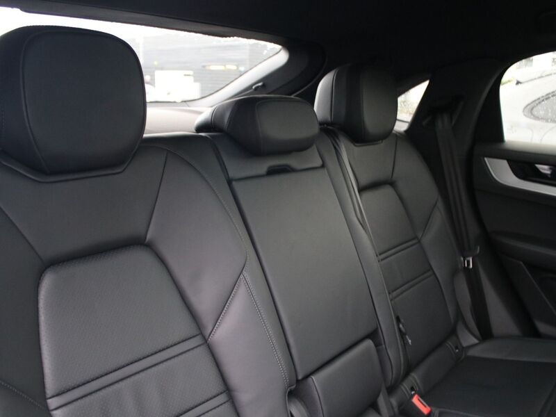 More views of Porsche Cayenne