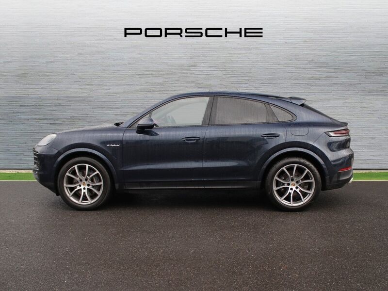 More views of Porsche Cayenne