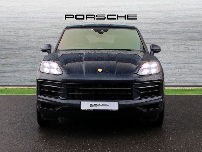 More views of Porsche Cayenne