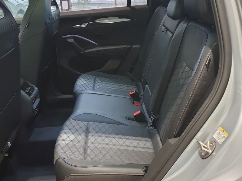 More views of Volkswagen Tiguan