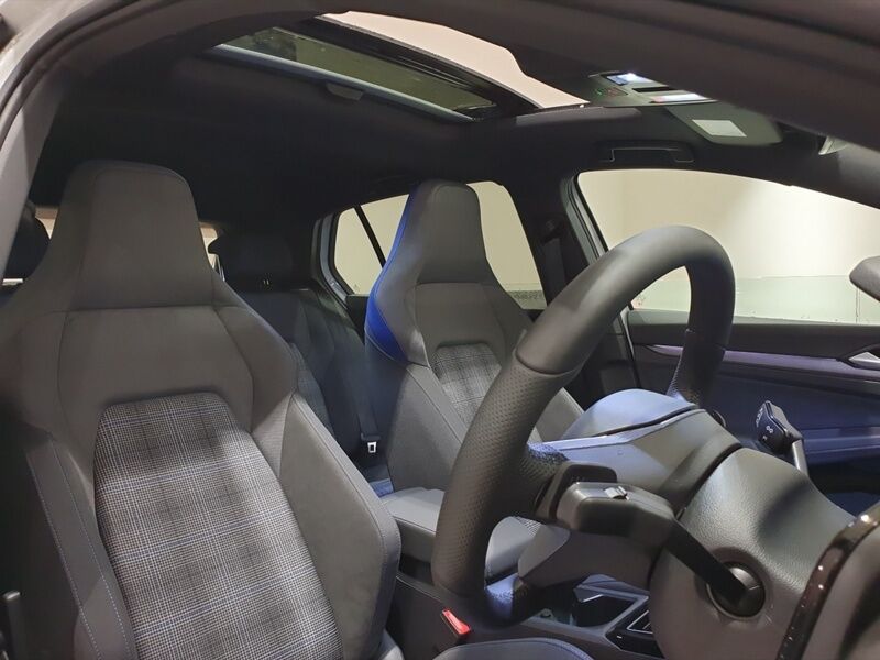 More views of Volkswagen Golf