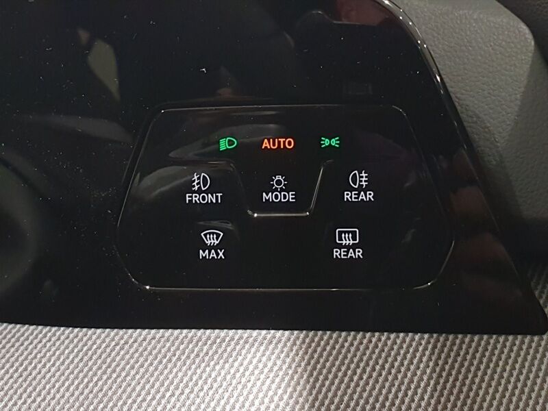 More views of Volkswagen Golf