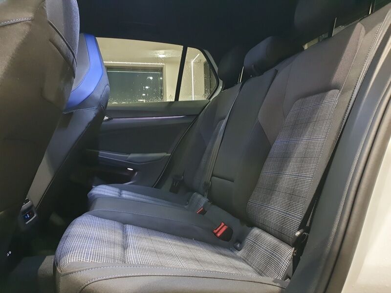 More views of Volkswagen Golf