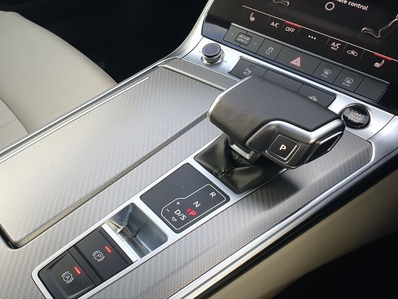 More views of Audi A6