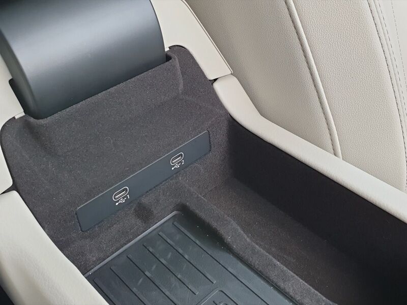 More views of Audi A6