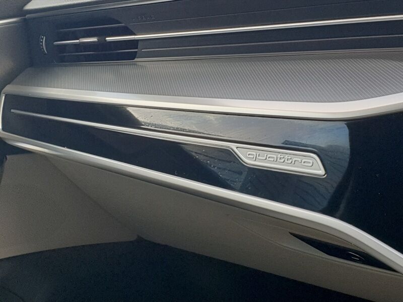 More views of Audi A6