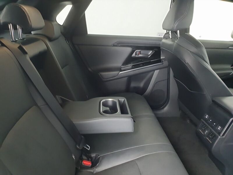 More views of Subaru Solterra