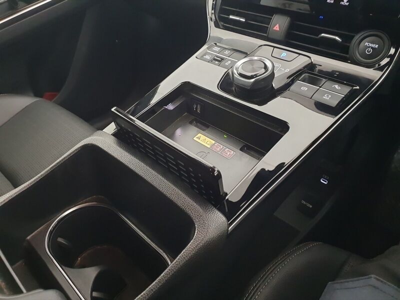 More views of Subaru Solterra