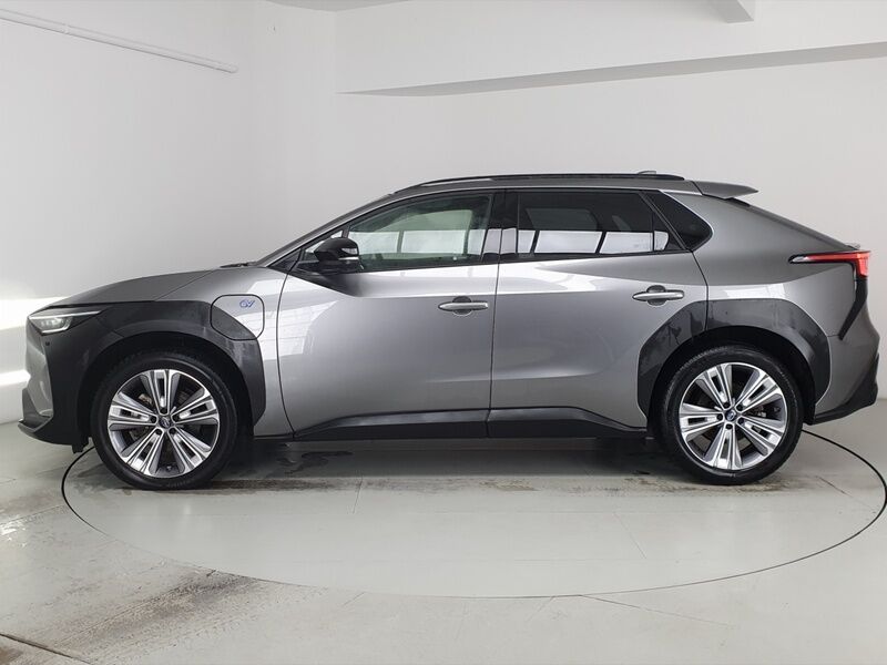 More views of Subaru Solterra