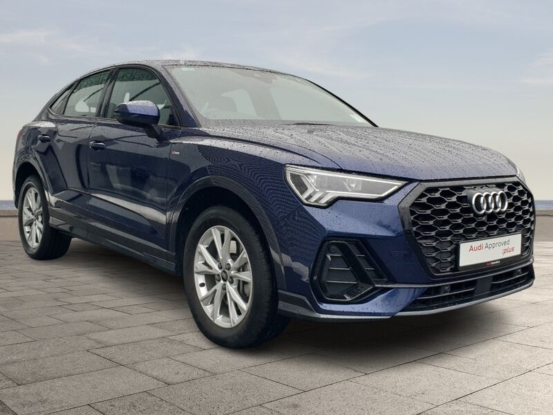 More views of Audi Q3