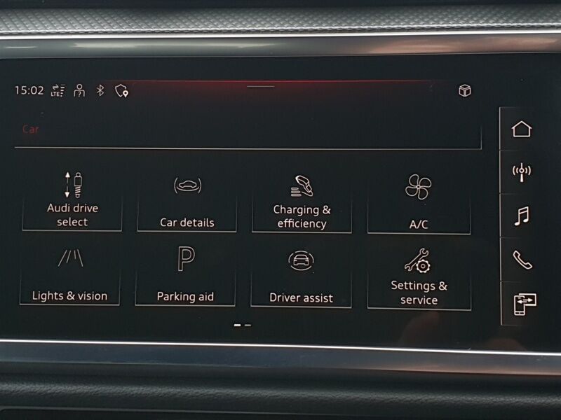 More views of Audi Q3