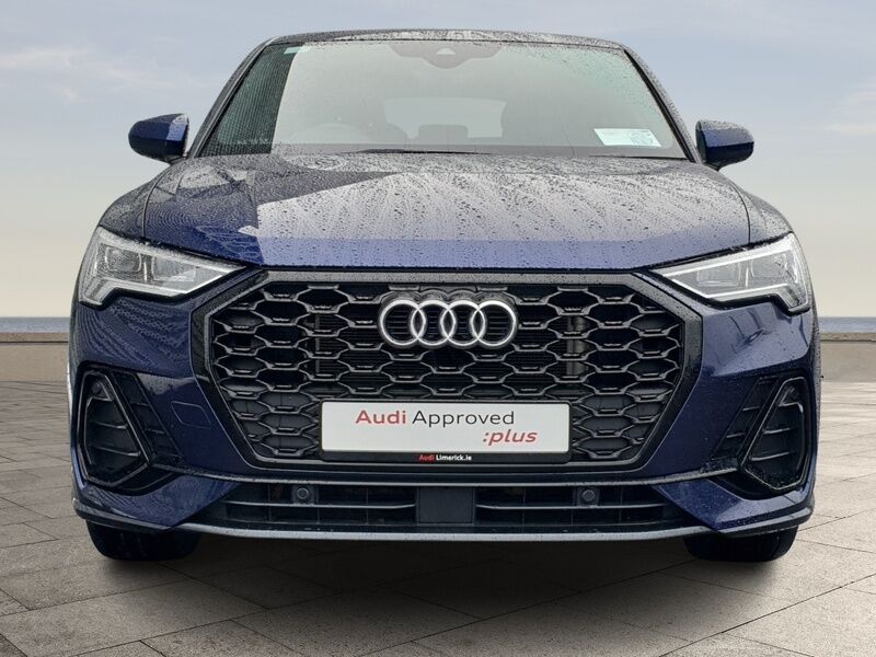 More views of Audi Q3