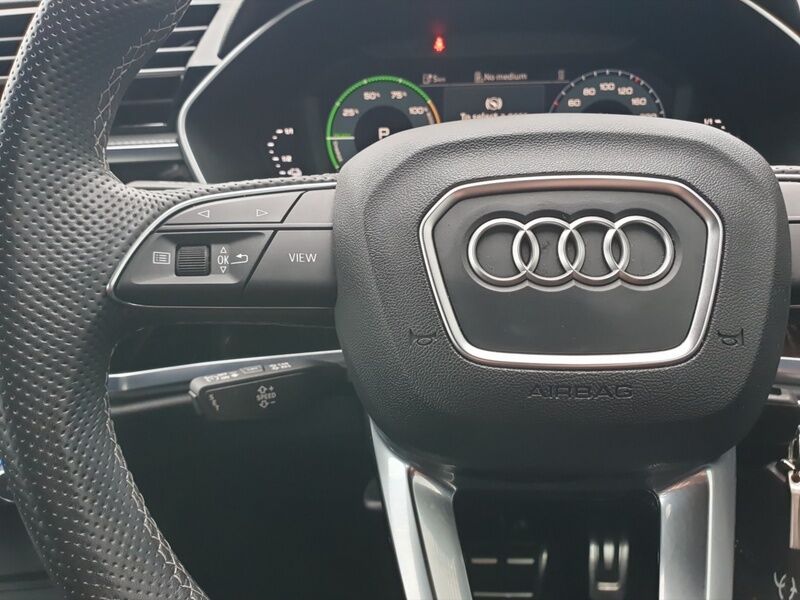 More views of Audi Q3