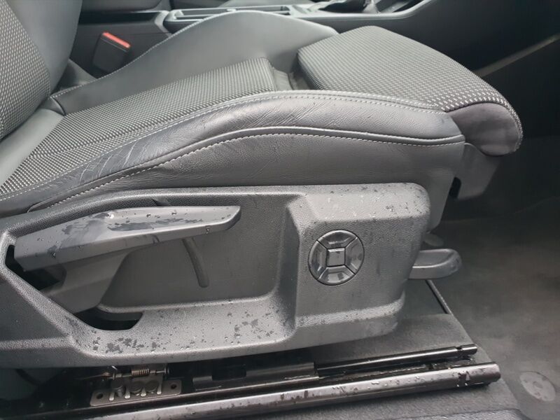 More views of Audi Q3