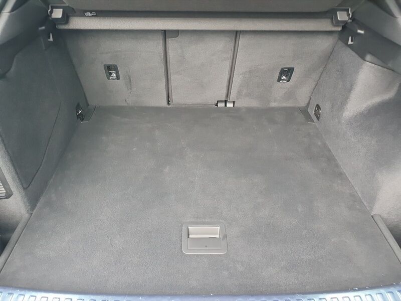 More views of Audi Q3