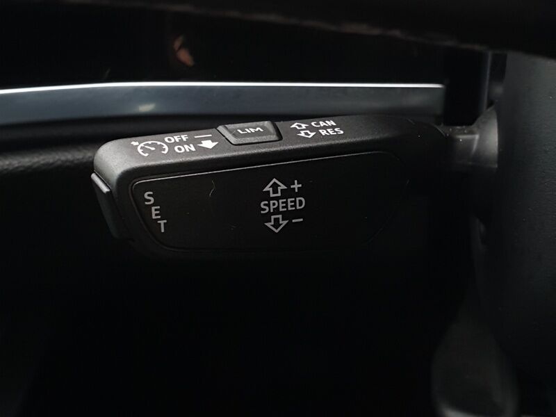 More views of Audi Q3