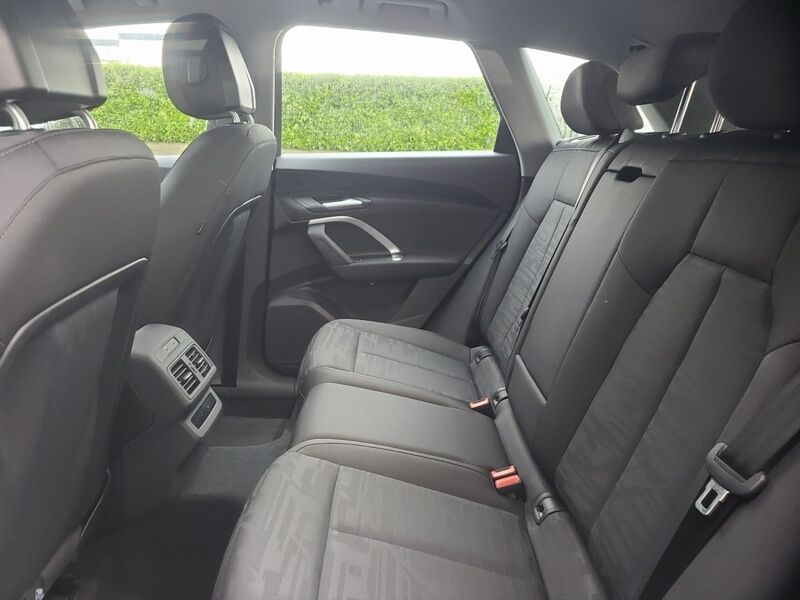 More views of Audi Q5