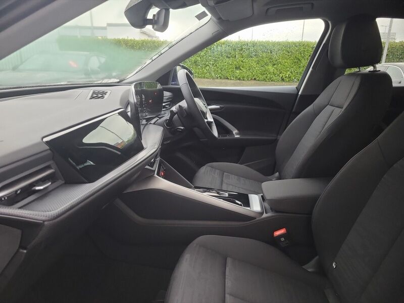 More views of Audi Q5