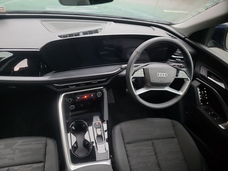 More views of Audi Q5