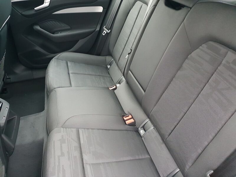 More views of Audi A6