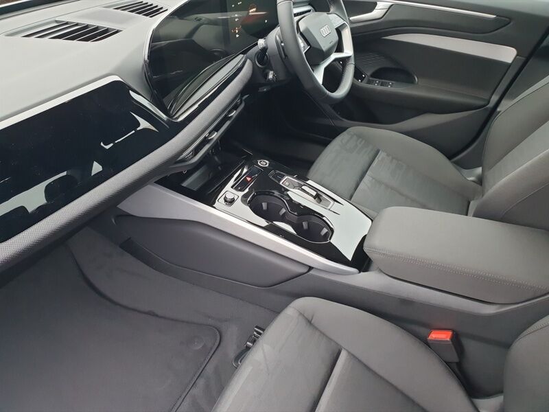 More views of Audi A6