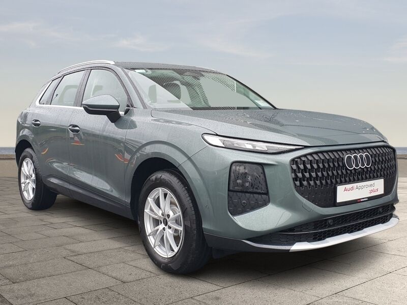 More views of Audi Q3